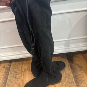 Black Over-the-Knee Boots
